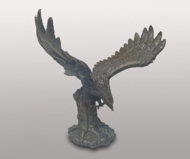Статуэтка из полистоуна орел