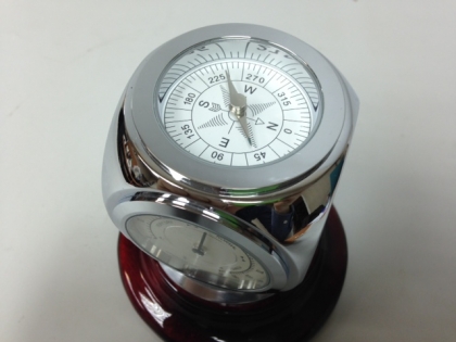 Настольные часы с термометром и гигрометром